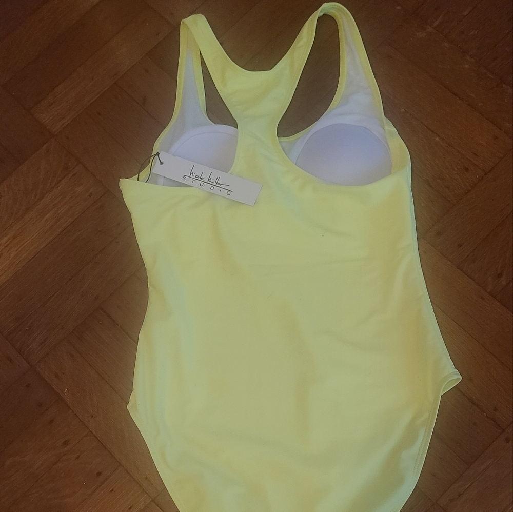 NWT NICOLE MILLER STUDIO RACERBACK ONE PIECE BARHING SUIT SZ SMALL Hp๐ฅ๐ฅ - Picture 10 of 12